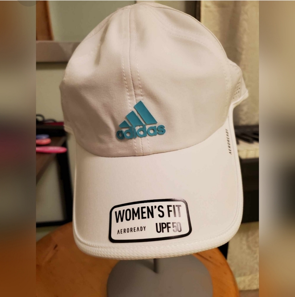 Adidas Women's Superlite AEROREADY Classic Hat Cap, new